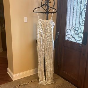 BooHoo Size 16 White and Silver Sequin Jumpsuit Never Been Worn